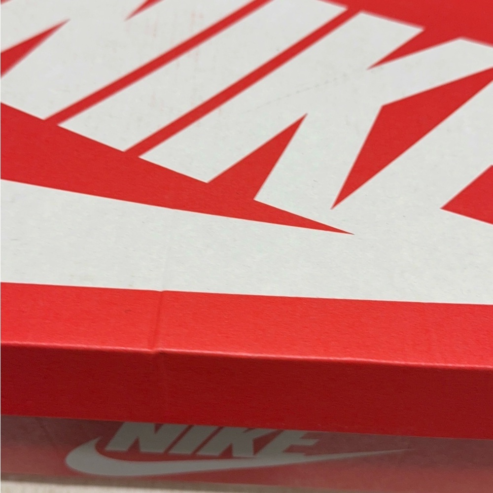 Air Max Command - image 1